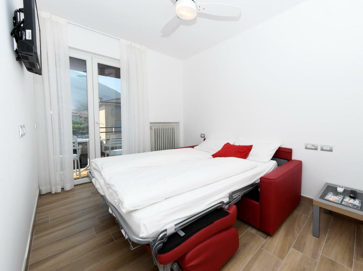 Albergo Garni Francesco Torbole Sul Garda Ngoại thất bức ảnh